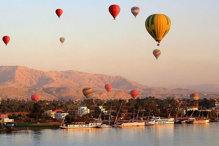 Balloon Experience with Personalized Photography