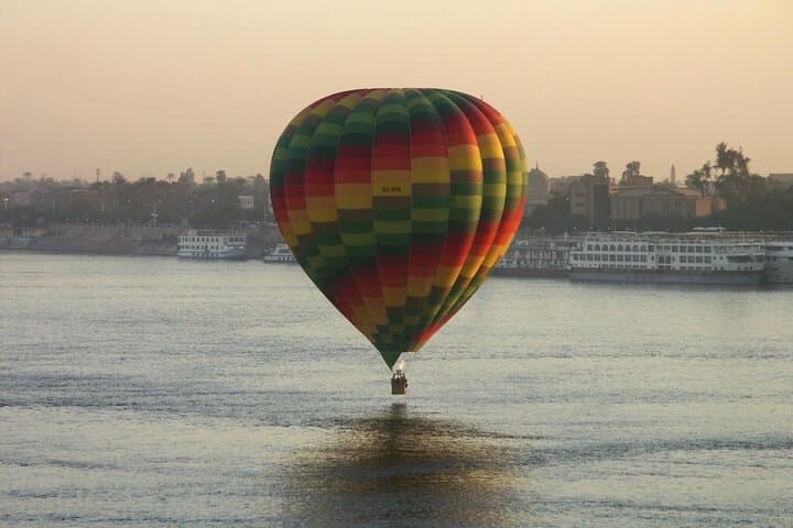 Balloon Experience with Personalized Photography