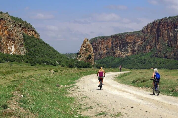 1 Day Bike Tour to Hell’s Gate And Lake Naivasha