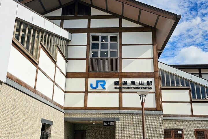 京都の嵐山の竹林：3時間のガイド付きツアー