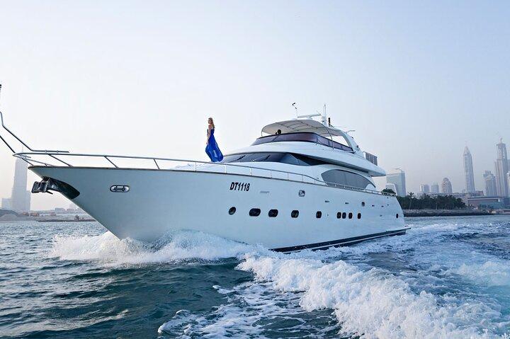 Dubai Marina Luxury Yacht & Breakfast
