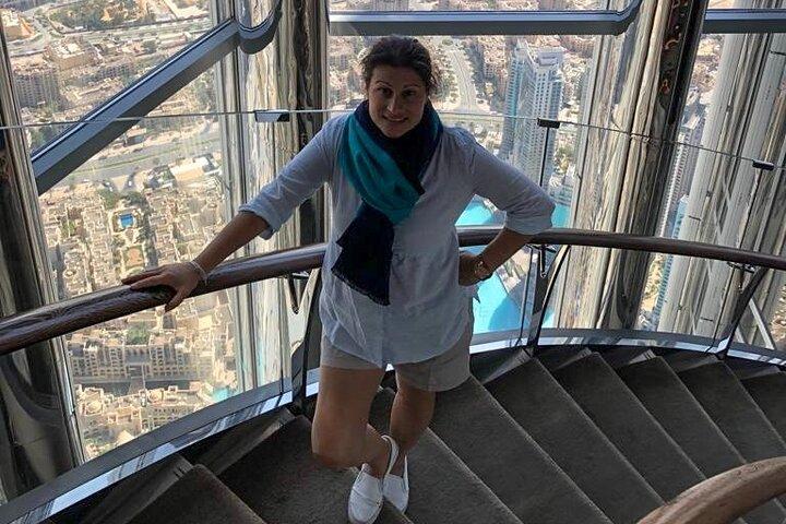 Disfrute de Dubai Burj Khalifa y almuerzo o cena con entradas