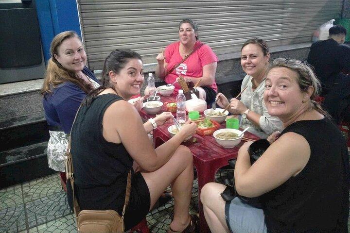 Hue Street Food Te voet (dagelijkse tour – groepstour | max 12 personen)