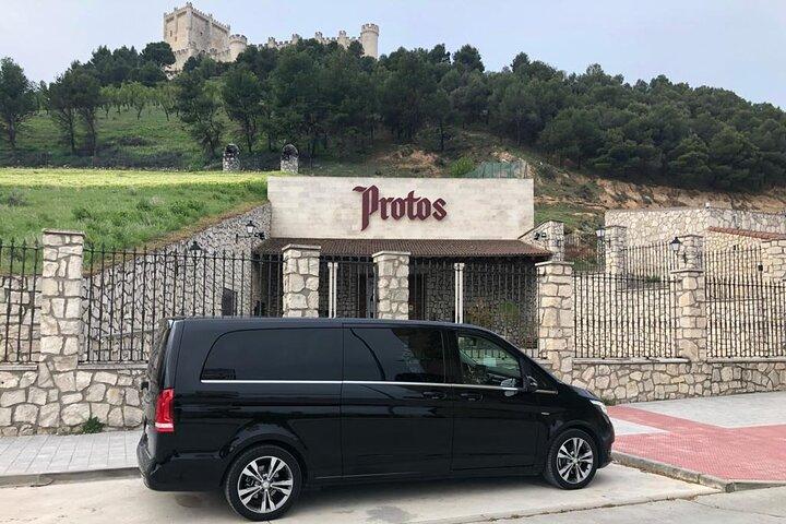 Transporte Privado a Ribera del Duero en Minivan
