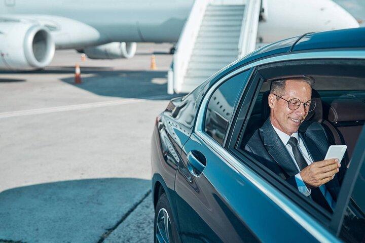 Vienna City till Wiens flygplats Privat transfer Schwechat One Way