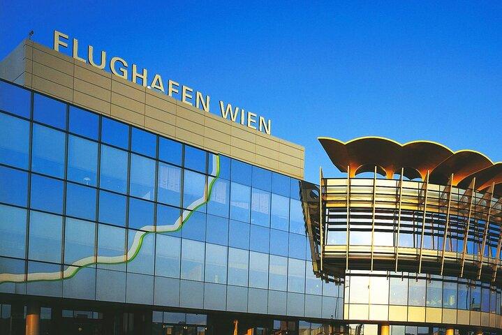 Vienna International Airport Business Transfer till Vienna City