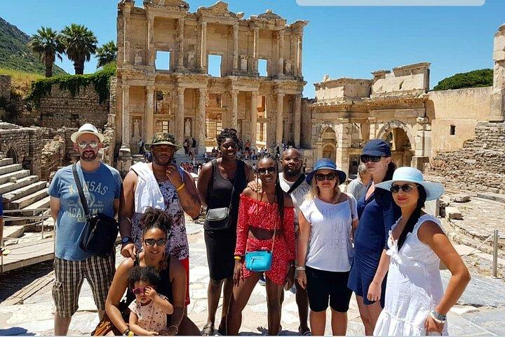 Ephesus-Tour für Kreuzfahrtgäste (Hafen Kusadasi) Mittagessen + VIP-Minibusse