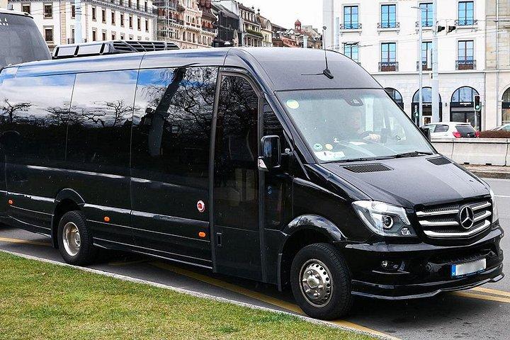 Istanbul Airport (IST) to Istanbul - Round-Trip Private Transfer
