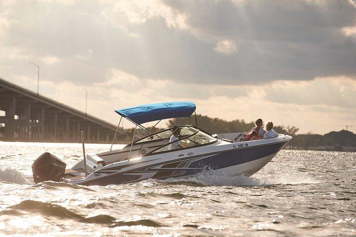 Miami Private Sunset Cruise mit dem Cleat mit Champagner