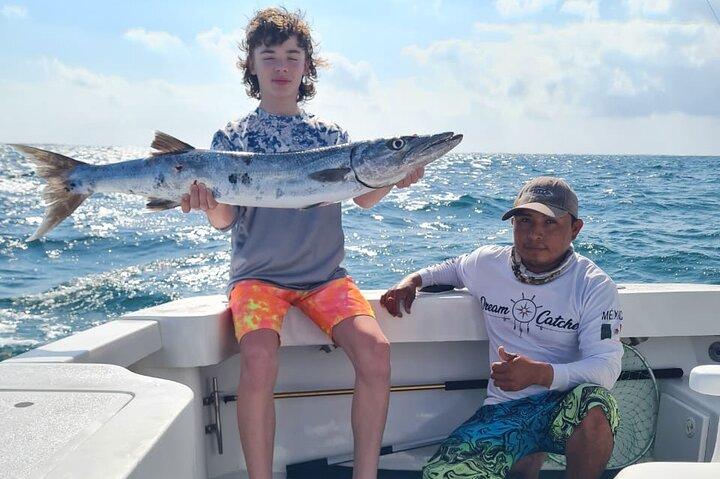 Experiencia Privada de Medio Día de Pesca en Puerto Morelos