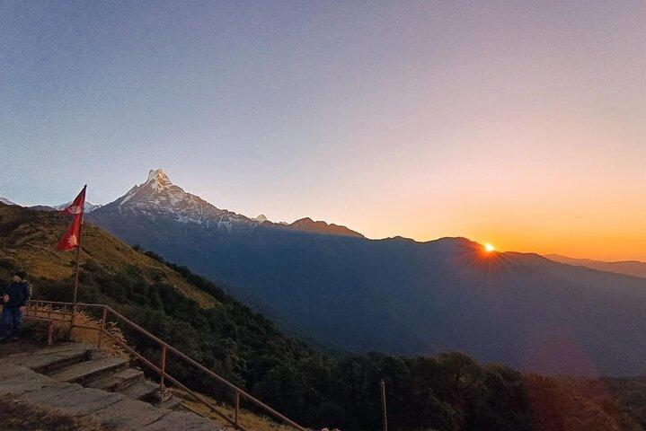 Entdecken Sie die kombinierte Pokhara-Privattour mit der Chitwan-Safari in Kathmandu