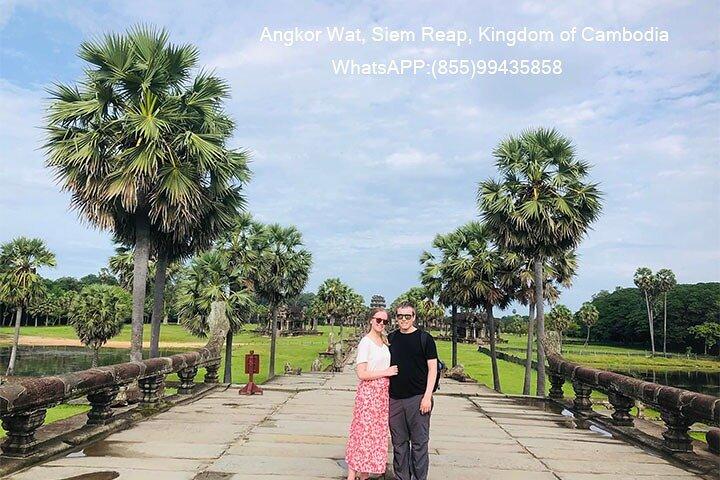 Angkor Wat Sunset Tour -Join-In-Tour With Lunch