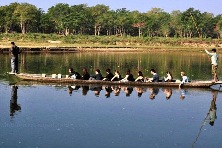 Entdecken Sie die kombinierte Pokhara-Privattour mit der Chitwan-Safari in Kathmandu