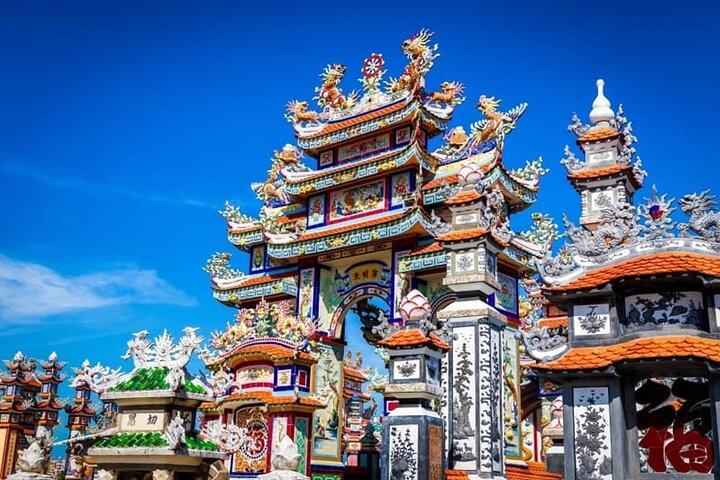 De Hue: transferência turística para Hoi An com o Cemitério An Bang