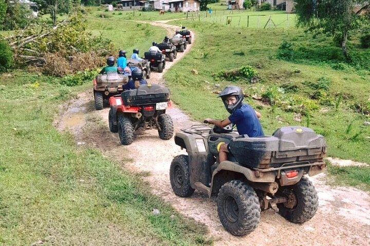 Balade dans la jungle en VTT et métros avec déjeuner