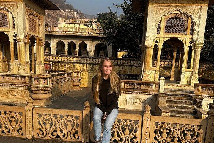 Full-Day Jaipur Tour with Private Car & Local Guide