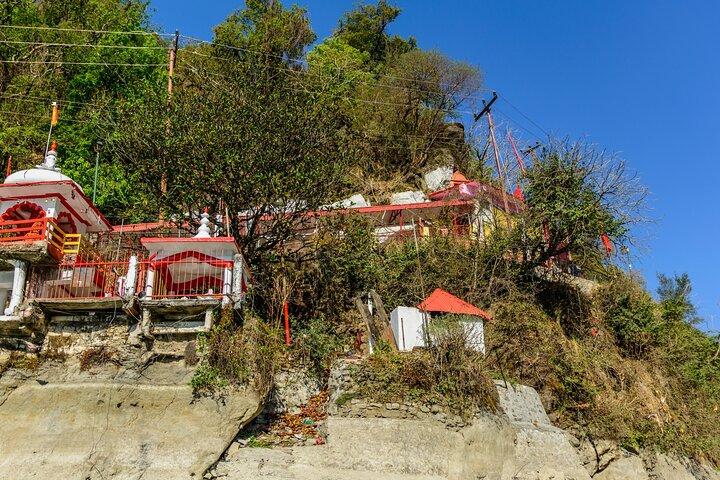 Explore lo mejor del bosque y la naturaleza en Nainital (visita guiada de 4,5 horas)