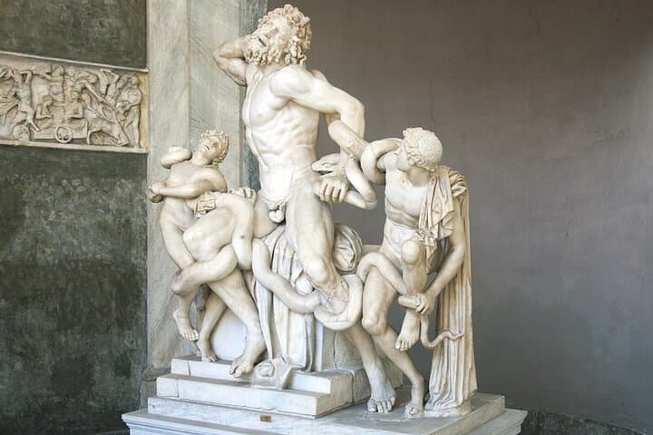 Vatican Museum and Sistine Chapel Hosted Entrance