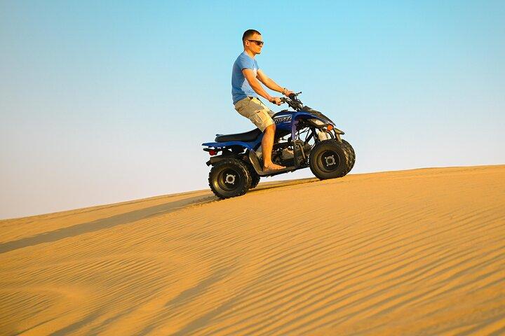Privates Dune Bashing in Abu Dhabi – Wüstensafari am Morgen