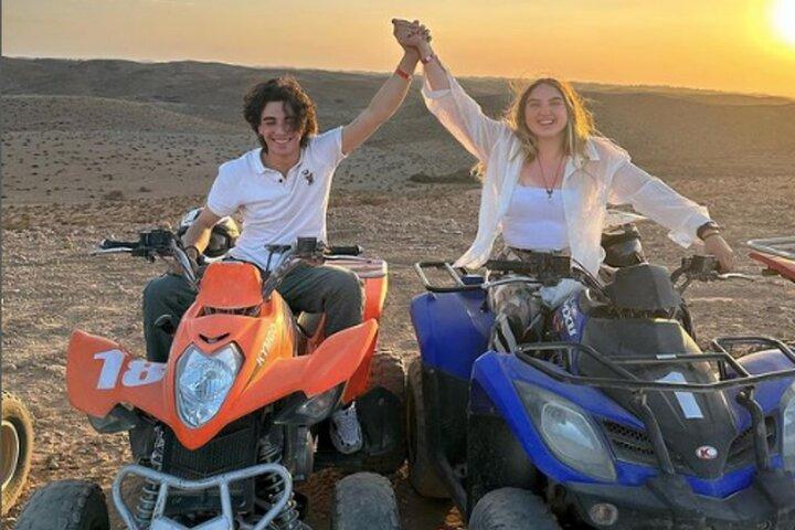 Il deserto di Agafay: quad e piscina con pranzo