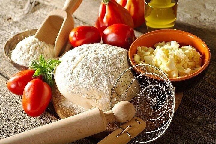 Halbprivate Pizza & Gelato Class in Florenz