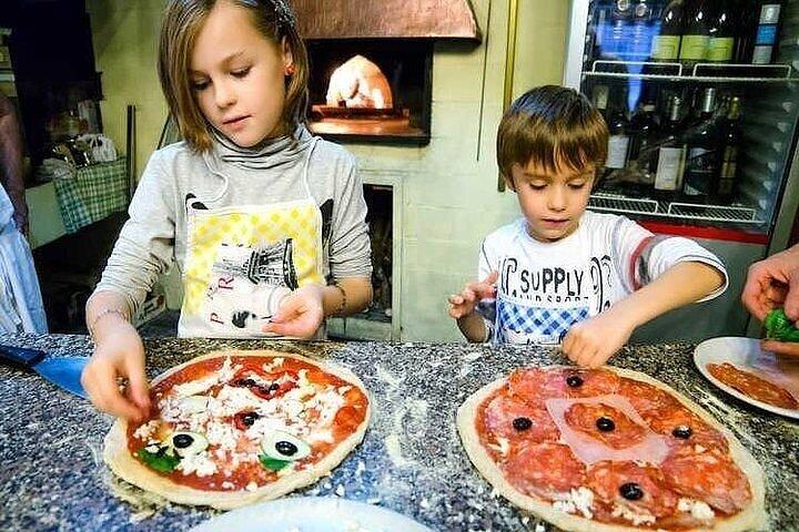 Halbprivate Pizza & Gelato Class in Florenz