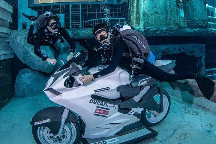 2 Hour Deep Dive Scuba Diving in Dubai with Private Transfers
