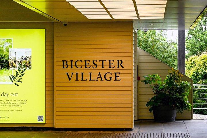 ロンドンからビスター ビレッジへのプライベート ショッピング ツアー