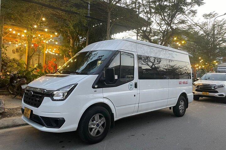 Shuttle van Da Nang Airport naar Hoi An stad of vice versa