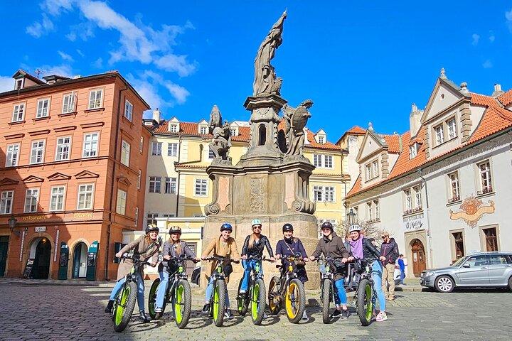 Location de Fat Bike électrique et visites à Prague