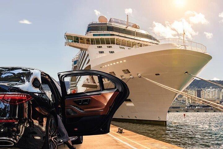 Trasferimento privato di lusso dall'hotel di Roma al porto di Civitavecchia