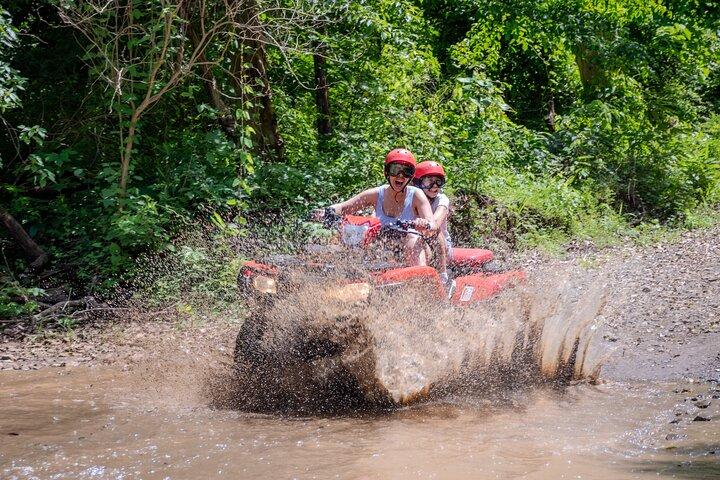 4-timers privat guidet ATV-tur i Costa Rica