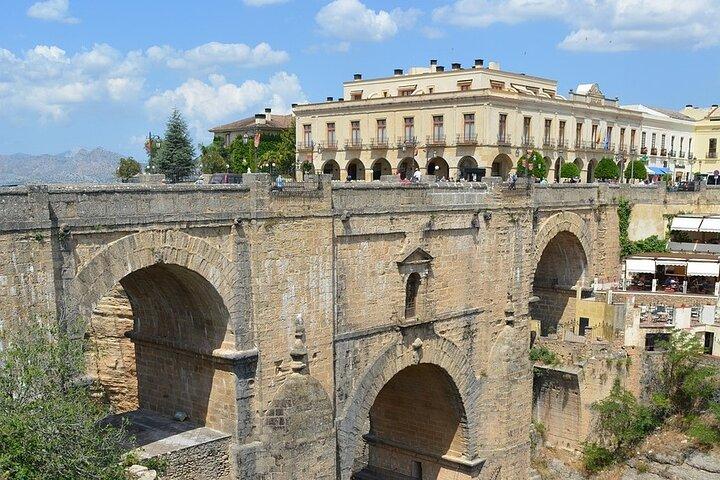 Excursion privée d'une journée de Malaga à Ronda et retour, chauffeur local