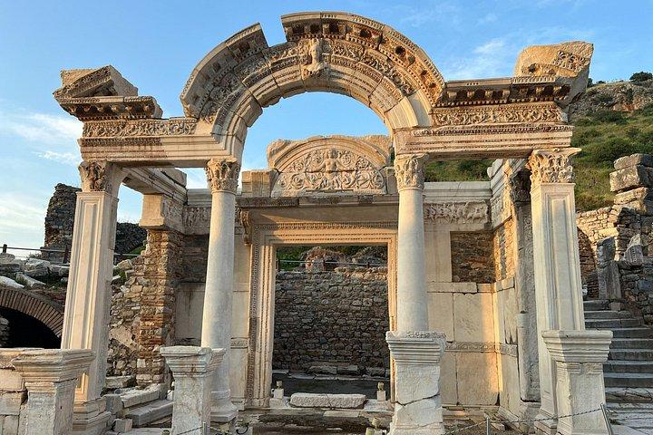 Istanbul | 4 Day Pamukkale Ephesus Cappadocia Tour with Flights