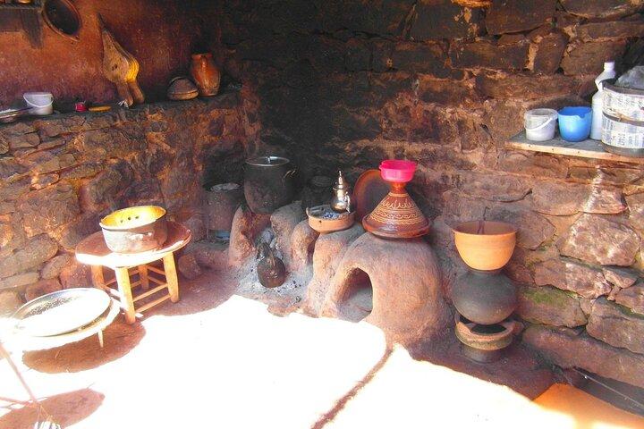 Viagem de um dia ao Vale Ourika e à vila berbere saindo de Marrakech