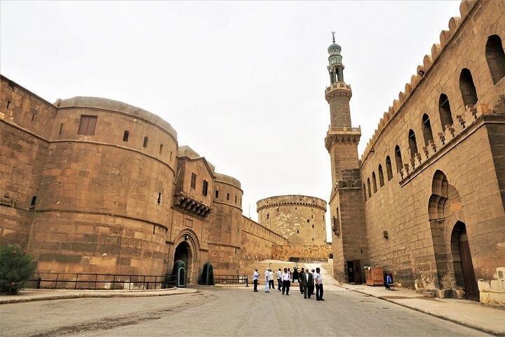 Tour privado de medio día explorando El Cairo copto e islámico