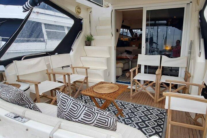 Porto: Luxury Yacht Cruise on the Douro River and Estuary Reserve