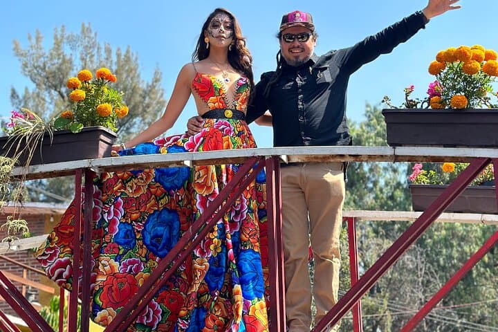 Pako ToursMX Trajinera Fiesta Float- Xochimilco Mexico City