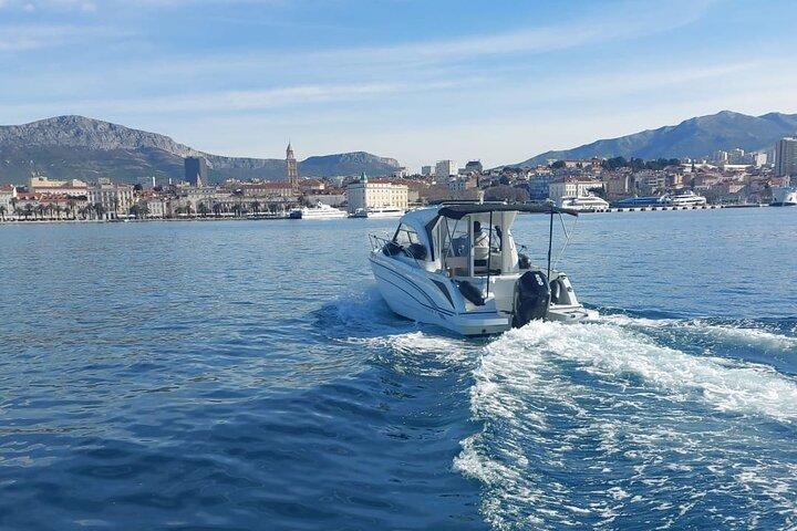 Traslado en lancha rápida desde la ciudad de Hvar (traslado en taxi acuático) al aeropuerto de Split