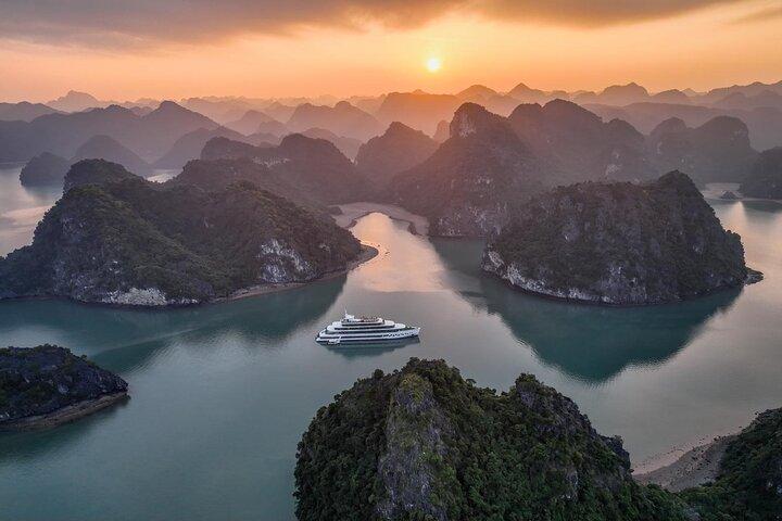 Discovery Halong Lan Ha Bay Groupe pour 2 adultes