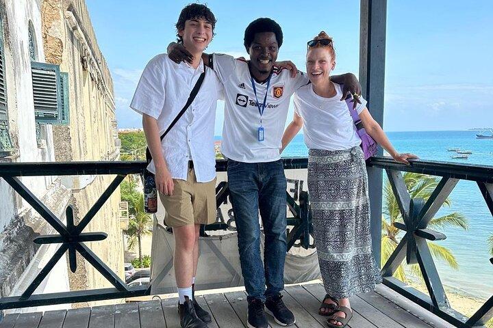 ハッサンと行くストーンタウンウォーキングツアー