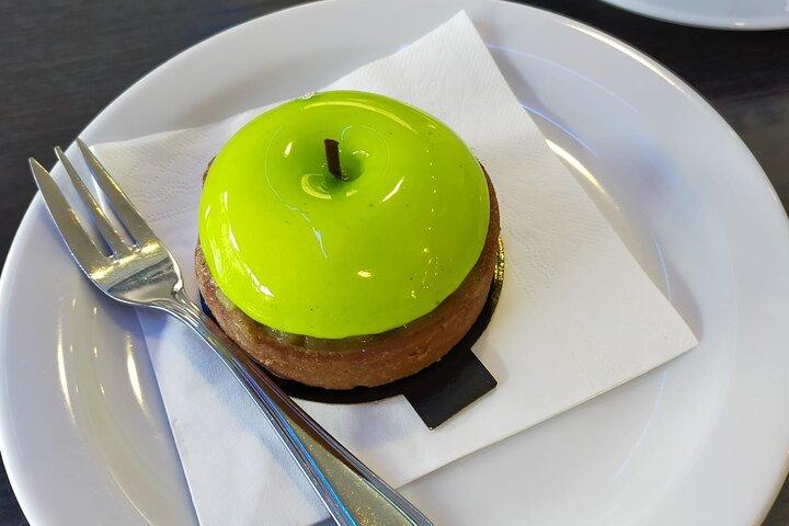 Tour gastronómico todo incluido por el casco antiguo de Annecy con guía local