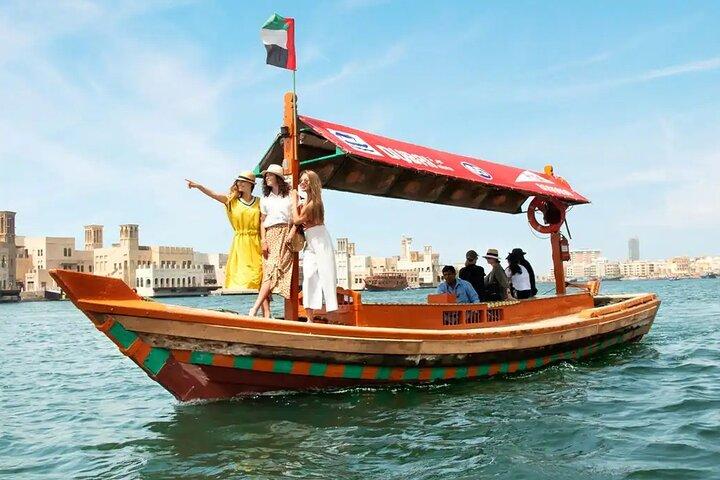 Tour privato per visitare le 20 principali attrazioni di Dubai in un giorno