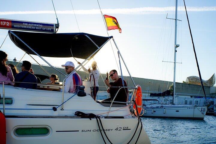 Sunset Sailing Experience con chitarra spagnola dal vivo e tapas spagnole