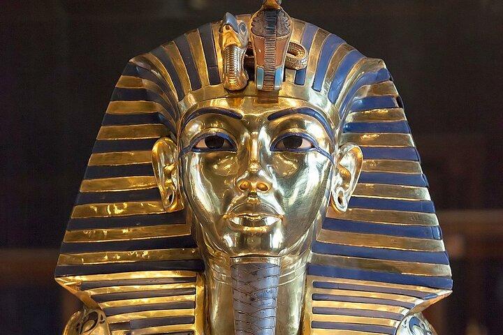 Half day tour to Old Egyptian museum
