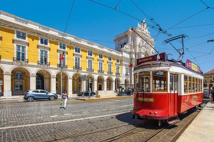 Vanuit Lissabon: Transfer naar Porto met maximaal 3 City Stops