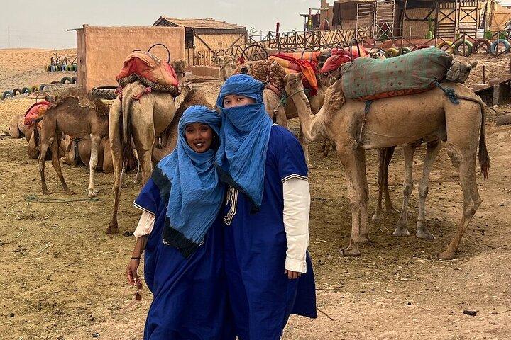 Da Casablanca: viaggio di 2 giorni per esplorare il deserto di Agafay e Marrakech