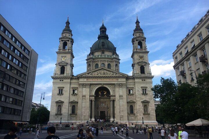 8-stündige private Stadtrundfahrt durch Budapest mit dem Auto/Minivan