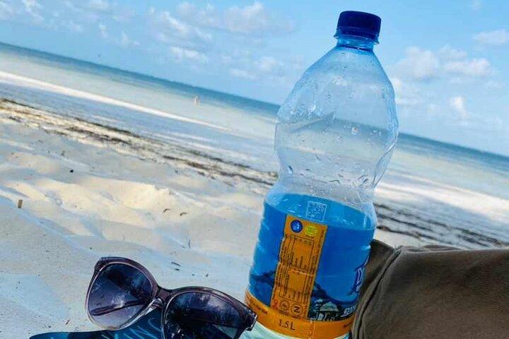 ジョザニ、マアルム洞窟、パジェ ビーチ、ザ ロック、カエ ビーチの夕日