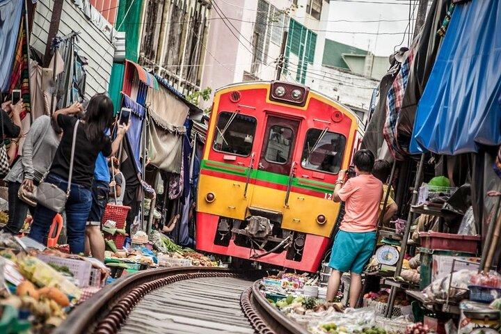 Bangkok Damnoen Saduak, Mercado del Tren, Mahanakhon Skywalk